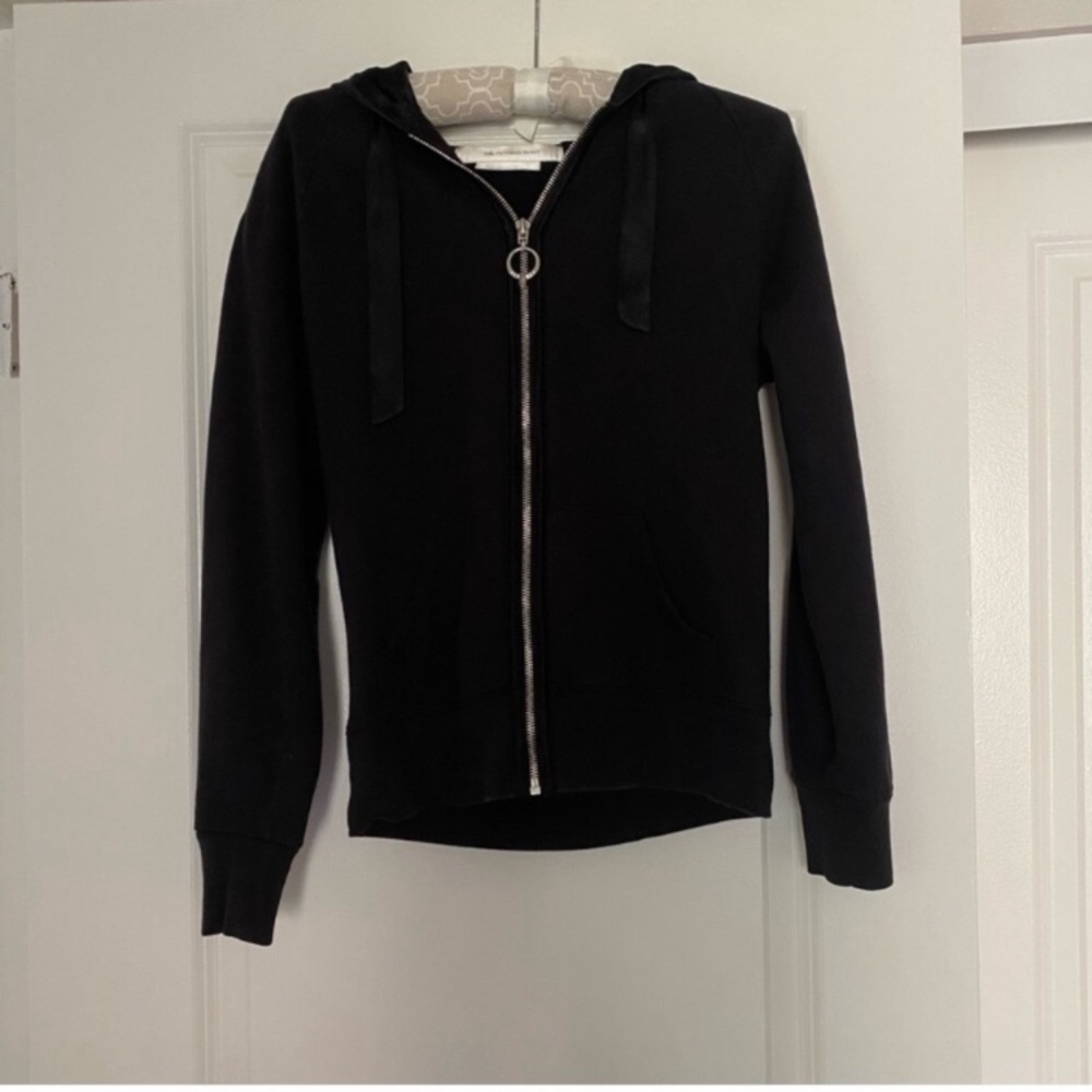 Victoria’s Secret Bridal vintage 2010 collection black pearl hoodie